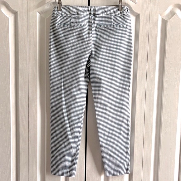 OLD NAVY Mid Rise Gingham Pixie Ankle Pants, 8 - Picture 7 of 11